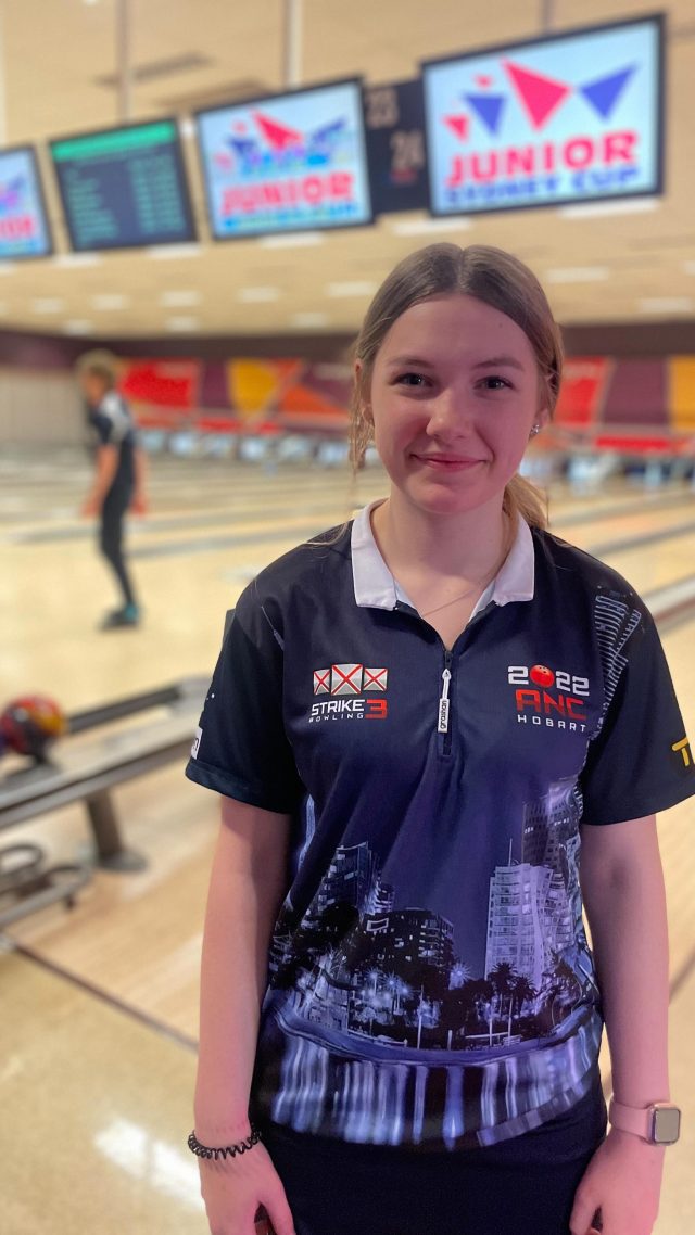 Shanae Key the current Open Girls division leader recaps her 6 games of qualifying after A Squad of the Storm Junior Sydney Cup.
#stormjuniorsydneycup #juniorsydneycup #tenpincity #tenpinbowling #juniorbowling