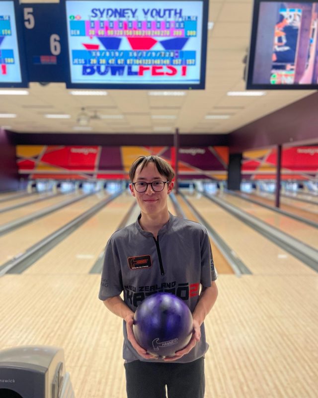 Congratulations @benpettitbowling @bencjpettit from NZ on a perfect 300 game during the Sydney Youth BowlFest 🎳